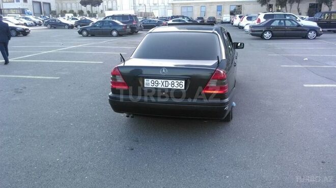 Mercedes C 220 1993, 424,495 km - 2.2 l - Bakı