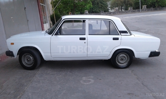 LADA (VAZ) 2107 2009, 145,000 km - 1.6 l - Zaqatala