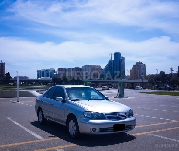 Nissan Sunny 2004, 182,000 km - 1.6 l - Bakı