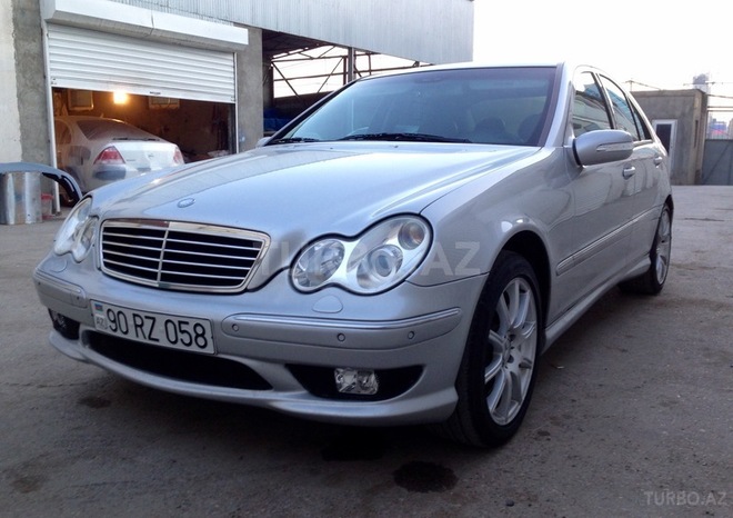 Mercedes C 32 AMG 2004, 215,000 km - 3.2 л - Bakı