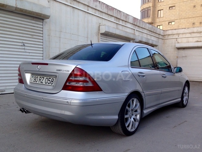 Mercedes C 32 AMG 2004, 215,000 km - 3.2 л - Bakı