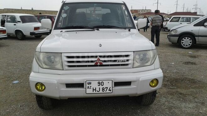 Mitsubishi Pajero io 2000, 150,000 km - 1.8 l - Sumqayıt