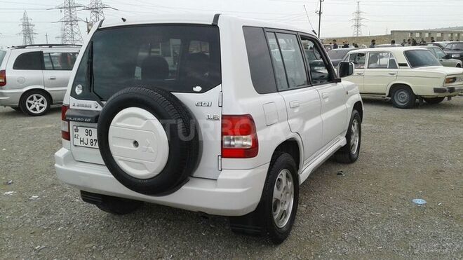 Mitsubishi Pajero io 2000, 150,000 km - 1.8 l - Sumqayıt