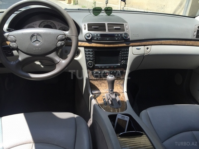 Mercedes E 350 2008, 89,000 km - 3.5 l - Bakı