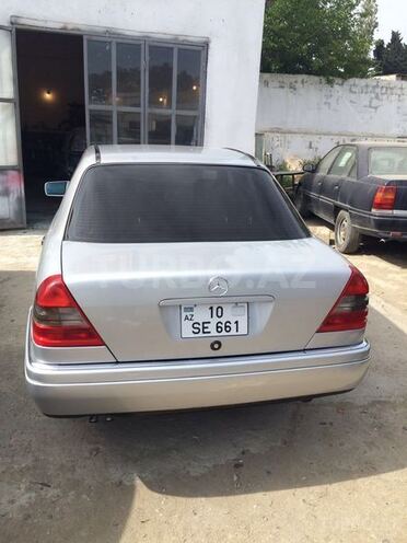 Mercedes C 220 1994, 260,000 km - 2.2 л - Bakı