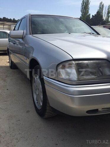Mercedes C 220 1994, 260,000 km - 2.2 л - Bakı