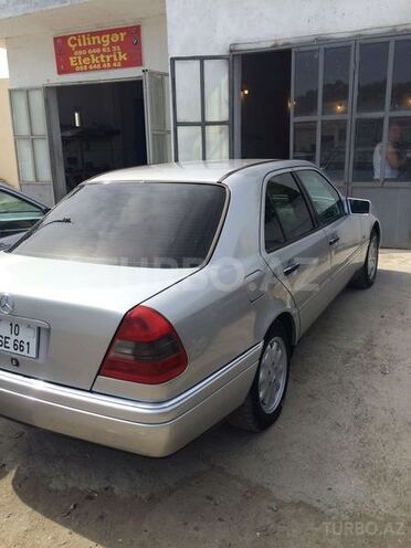 Mercedes C 220 1994, 260,000 km - 2.2 л - Bakı