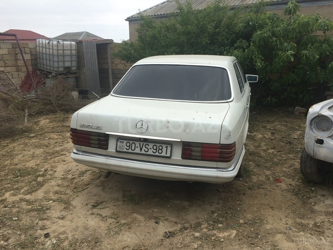 Mercedes 280 SE 1984, 280,000 km - 2.8 л - Bakı