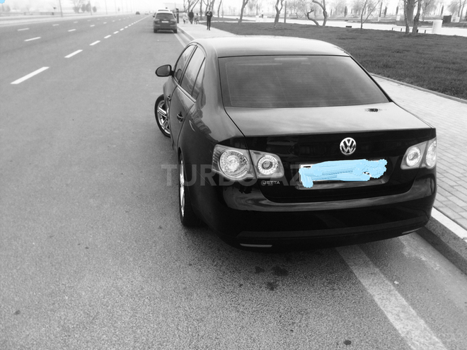 Volkswagen Jetta 2009, 100,000 km - 1.6 l - Bakı