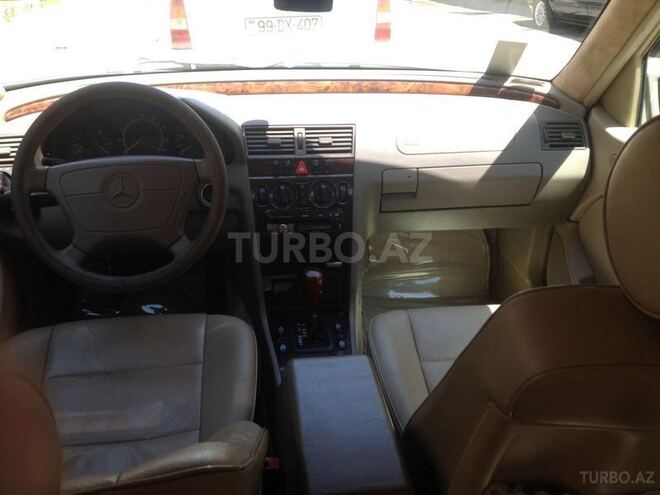 Mercedes C 230 1998, 199,000 km - 2.3 l - Bakı