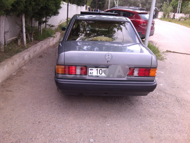 Mercedes 190 1990, 28,500 km - 1.8 l - Bakı