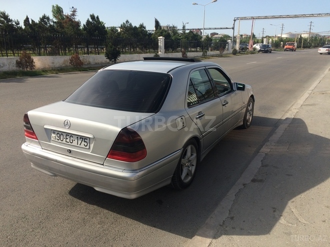 Mercedes C 220 1999, 350,000 km - 2.2 l - Bakı