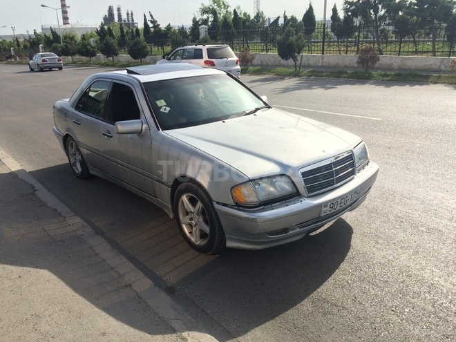 Mercedes C 220 1999, 350,000 km - 2.2 l - Bakı