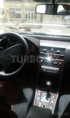 Mercedes C 220 1997, 295,500 km - 2.2 l - Bakı