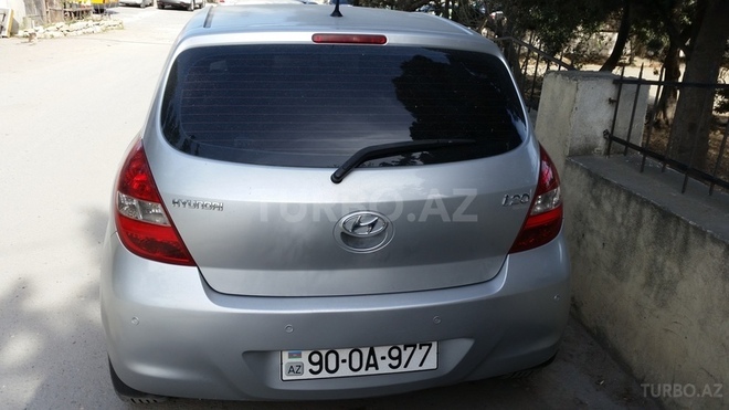 Hyundai i20 2011, 75,000 km - 1.4 л - Bakı