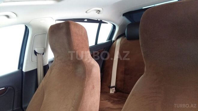 Volkswagen Passat 2013, 85,000 km - 1.8 л - Bakı