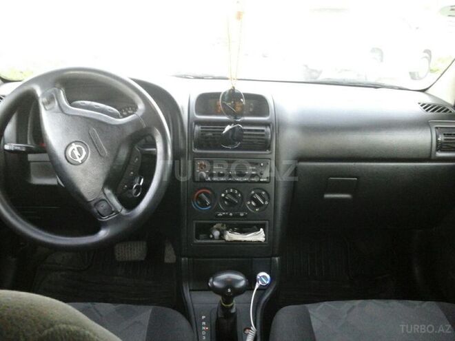 Opel Astra 2001, 230,000 km - 1.6 l - Bakı