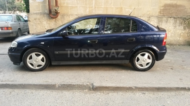 Opel Astra 1999, 190,000 km - 2.0 l - Bakı