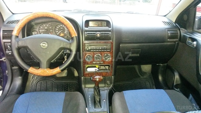 Opel Astra 1999, 190,000 km - 2.0 l - Bakı