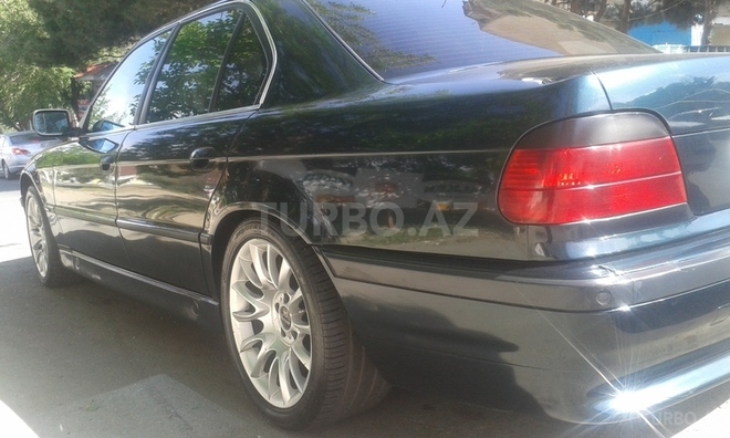 BMW 728 1998, 285,000 km - 2.8 l - Bakı
