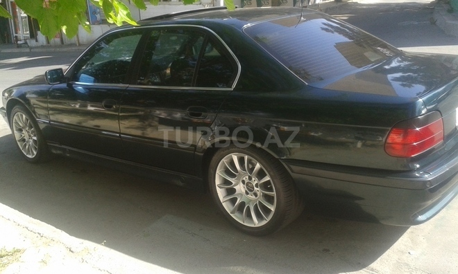 BMW 728 1998, 285,000 km - 2.8 l - Bakı