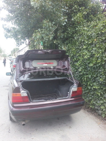 BMW 318 1994, 286,358 km - 1.8 л - Bakı