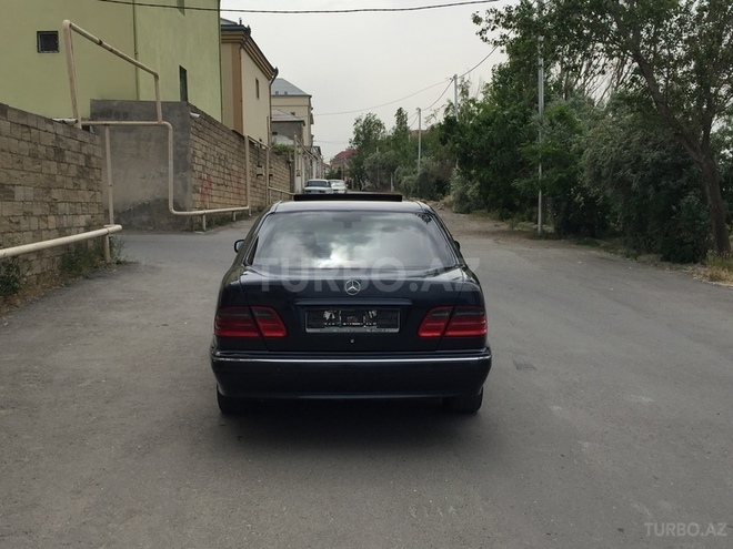 Mercedes E 320 2000, 217,000 km - 3.2 l - Bakı