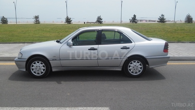 Mercedes C 180 1999, 204,370 km - 1.8 л - Bakı