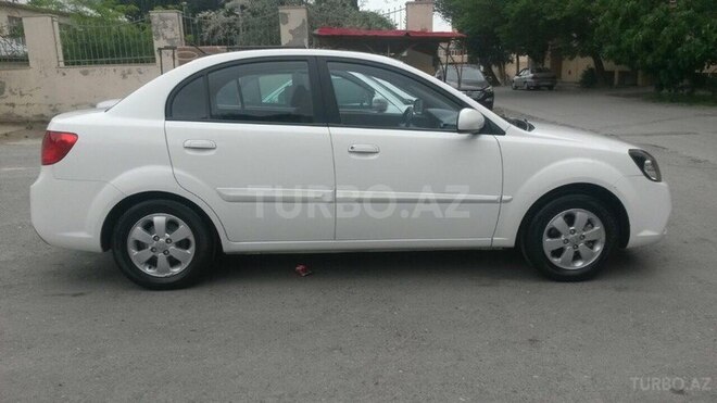 Kia Rio 2011, 82,000 km - 1.4 l - Bakı