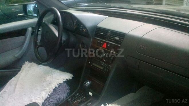 Mercedes C 180 1998, 220,000 km - 1.8 л - Bakı