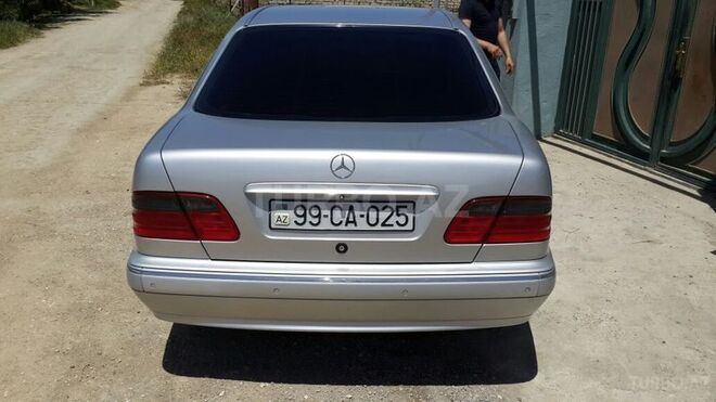 Mercedes E 280 2000, 187,209 km - 2.8 l - Bakı