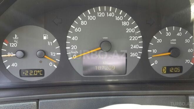 Mercedes E 280 2000, 187,209 km - 2.8 l - Bakı