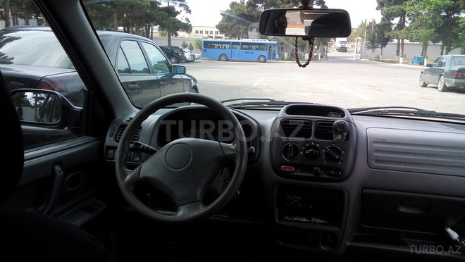 Suzuki  2001, 262,300 km - 1.3 l - Bakı