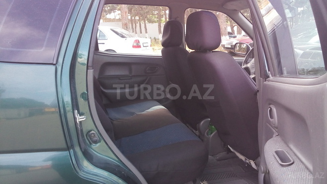 Suzuki  2001, 262,300 km - 1.3 l - Bakı