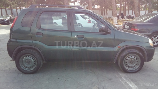 Suzuki  2001, 262,300 km - 1.3 l - Bakı