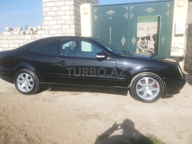 Mercedes CLK 200 2001, 220,000 km - 2.0 l - Bakı