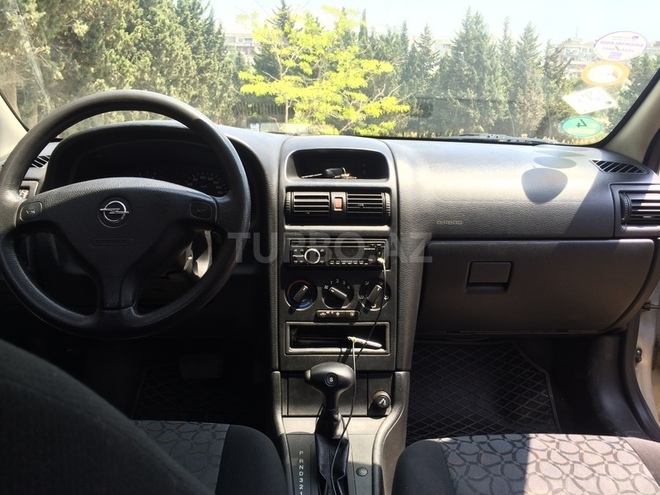 Opel Astra 2001, 218,000 km - 1.6 l - Bakı