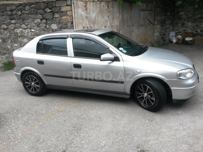Opel Astra 1999, 231,000 km - 1.6 l - Şəki
