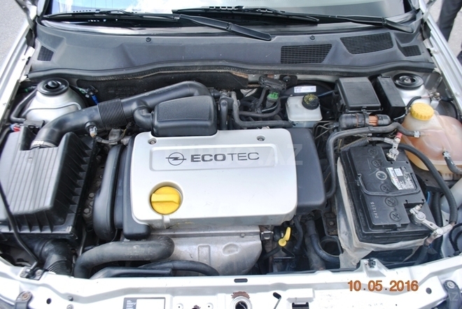 Opel Astra 1999, 231,000 km - 1.6 l - Şəki