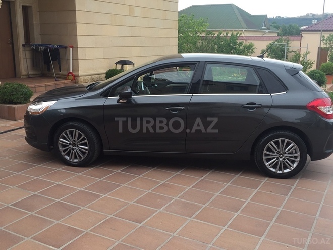 Citroen C4 2013, 37,000 km - 1.6 l - Bakı