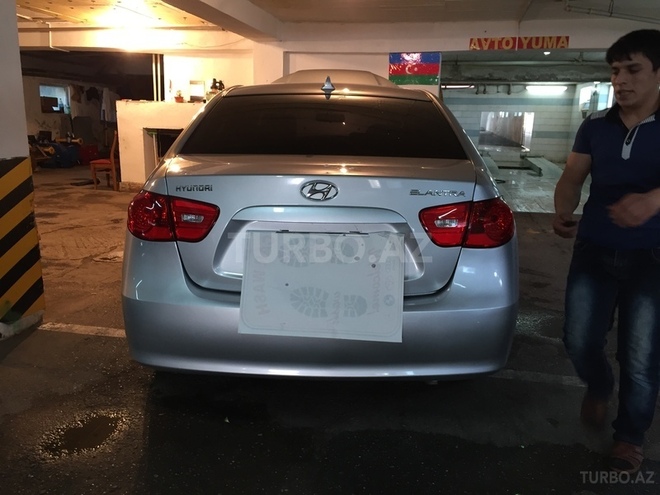 Hyundai Elantra 2009, 108,000 km - 2.0 л - Bakı