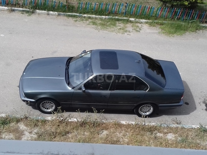 BMW 520 1989, 323,000 km - 2.0 л - Bakı