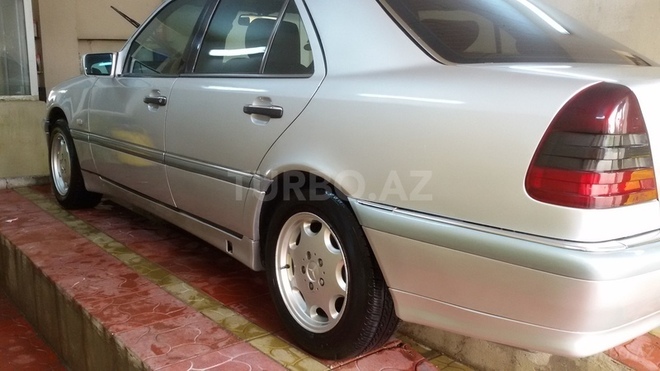 Mercedes C 240 1998, 206,429 km - 2.4 l - Bakı