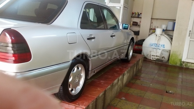 Mercedes C 240 1998, 206,429 km - 2.4 l - Bakı