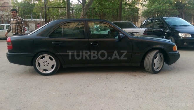 Mercedes C 180 1995, 265,000 km - 1.8 l - Bakı