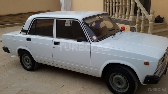 LADA (VAZ) 2107 2009, 140,000 km - 1.6 l - Bakı