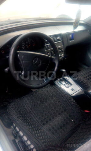 Mercedes C 200 1994, 246,000 km - 2.0 l - Bakı