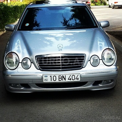 Mercedes E 220 2001, 239,348 km - 2.2 l - Bərdə