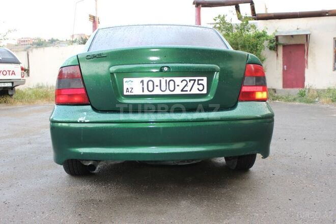 Opel Vectra 1996, 476,000 km - 1.6 l - Bakı