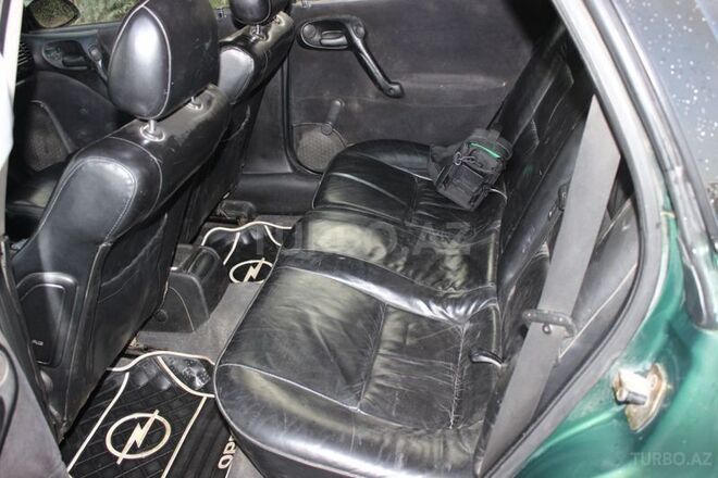 Opel Vectra 1996, 476,000 km - 1.6 l - Bakı